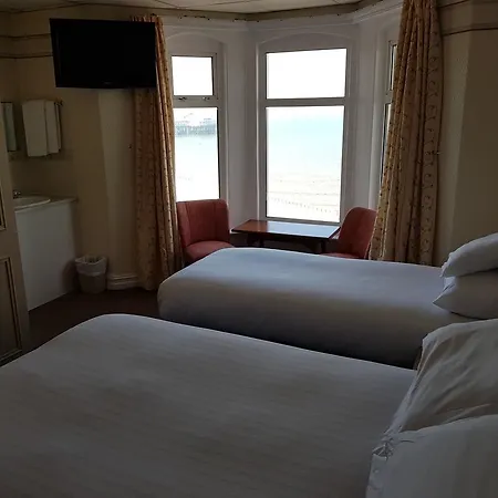 Stretton Hotel