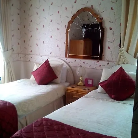 Guest house Sea Crest Hotel 2*