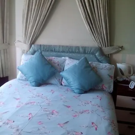 Guest house Sea Crest Hotel 2*