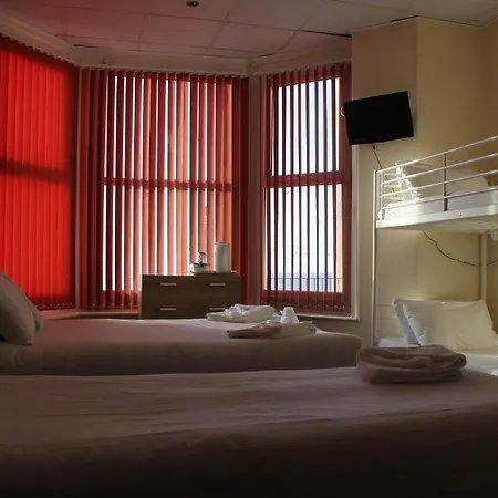The Royal Windsor Hotel 2*