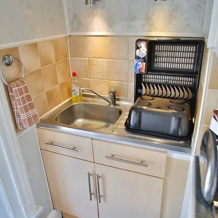 Lynton Apartment *