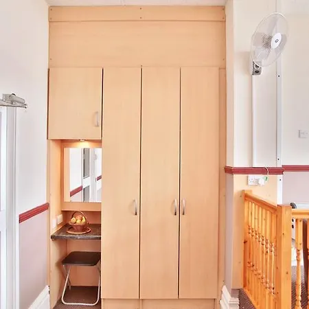 Lynton Apartment Blackpool