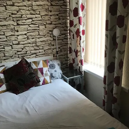 Oasis 3* Blackpool