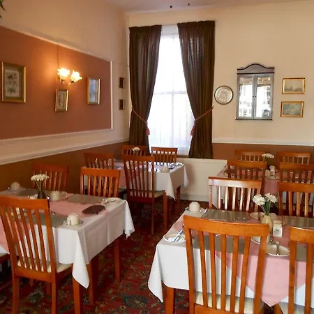 Shirley Heights Bed & Breakfast 3*