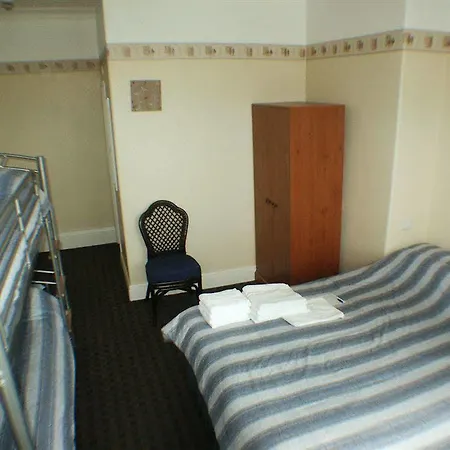 The Brayton Guest house 3*