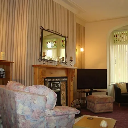 Kings Court Families & Couples Blackpool