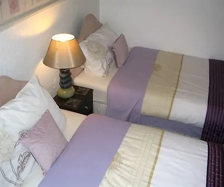 Thornhill Bed and breakfast Blackpool