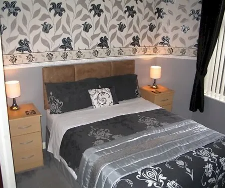 Thornhill 3*