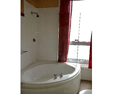 The World Hotel 3*