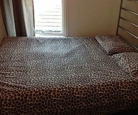Singleton House Hotel 2*