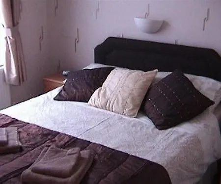 Kings Court Families & Couples Bed & Breakfast