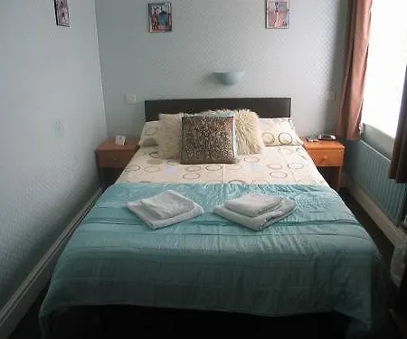 Kings Court Families & Couples 3* Blackpool