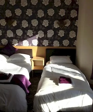 The Carlton 3* Blackpool
