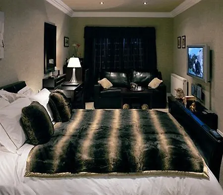 Bed & Breakfast Number One St Lukes 5*