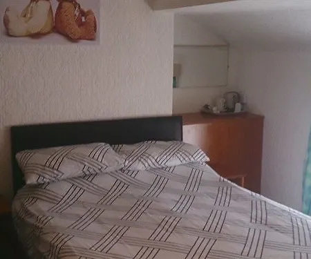 Guest house Oasis 3*