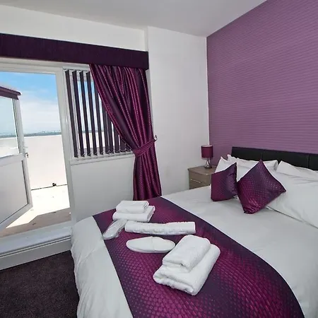 Royal Carlton Hotel