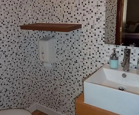 Hotel The