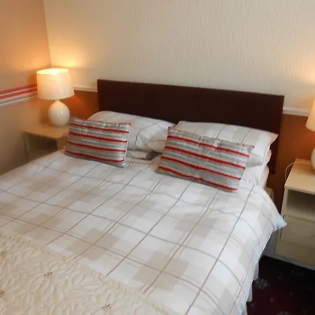 Shirley Heights Bed & Breakfast Blackpool