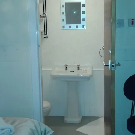 Tropics Hotel 3*