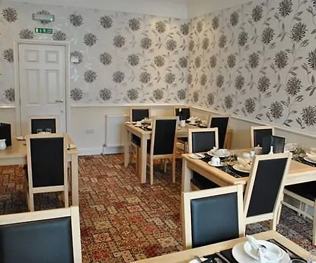 Surrey House 4* Blackpool