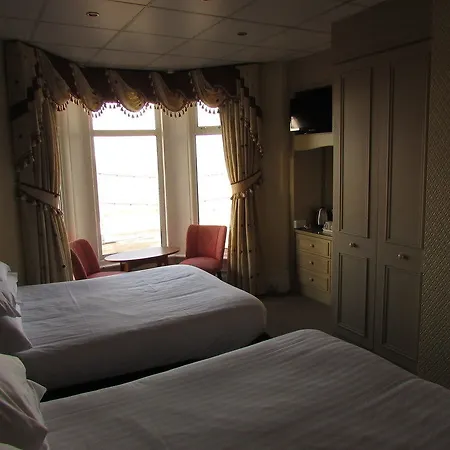 Stretton Hotell 3*