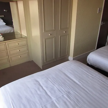 Stretton 3* Blackpool