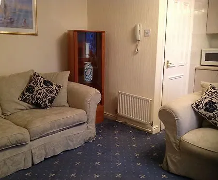 One Rutland Gate Apartment *