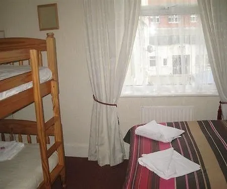 Oakwell Hotel Blackpool