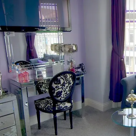 The Kenley 4* Blackpool