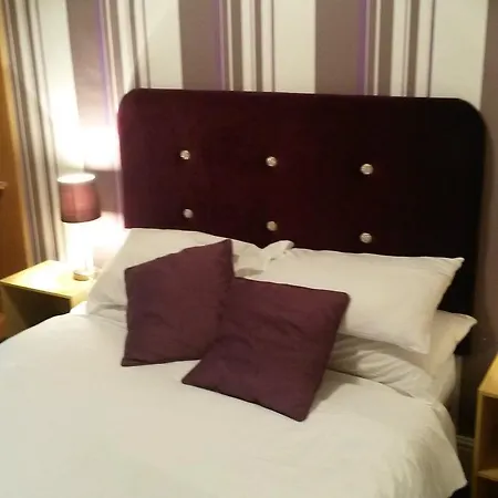 Newbury Guest house 3*
