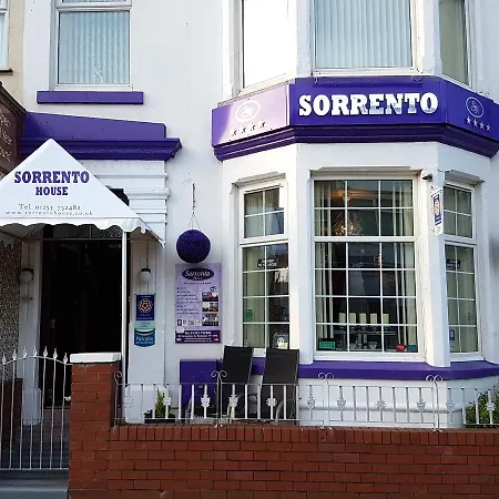 Sorrento House 게스트하우스 4*