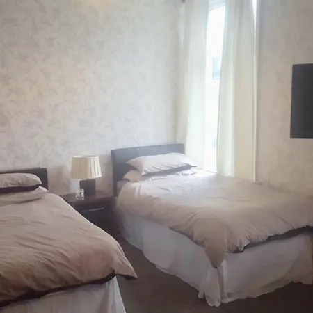 Guest house Macleods 3*