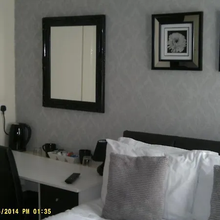Aindale Guest house Blackpool