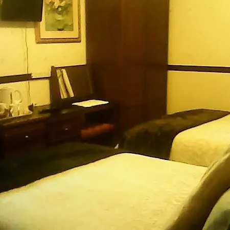 Sea Crest Hotel 2*