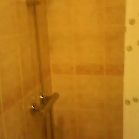 Sea Crest Hotel 2*
