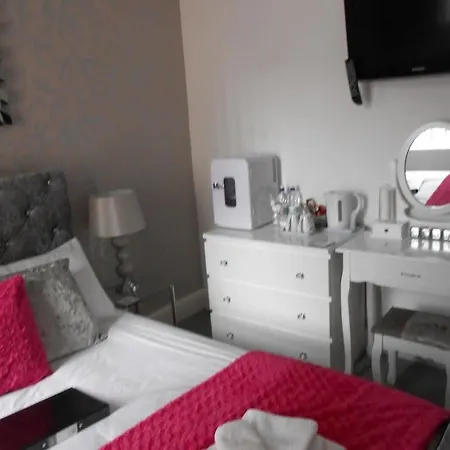 Sorrento House 4*