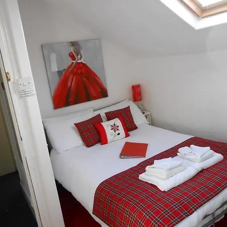 Sorrento House 게스트하우스 4*