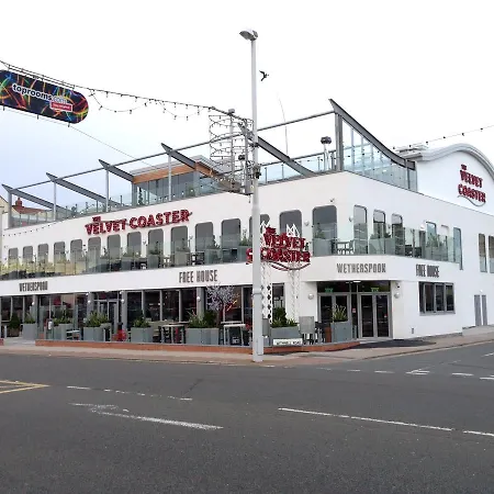 Hotel Mojitos Group Weekends Blackpool