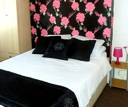 Guest house At 25 3*