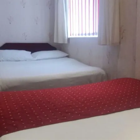Guest house South Crest 2*