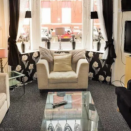 Hotel The Butterfly Group Weekends 3*