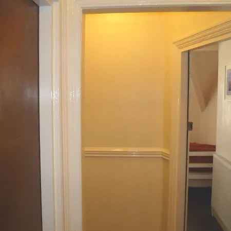 Number Twenty-five Guest house 3*