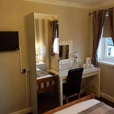 Manchester House