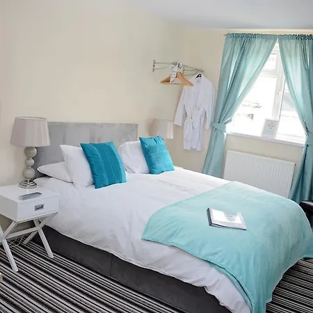 The Oxfordshire 3* Blackpool