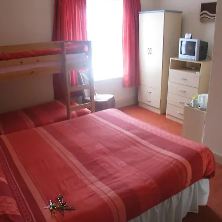 Bed & Breakfast Kings Court Families & Couples