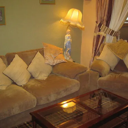 Staymor Guest house *