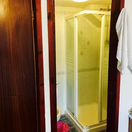 Bed & Breakfast Bramlea 2*