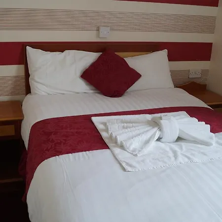 Hotel Gainsborough And Bar 3*