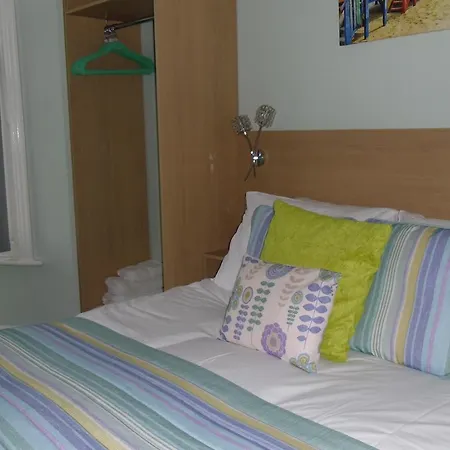 Nocleg ze śniadaniem The Beaucliffe 3*