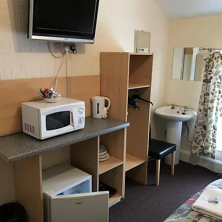 Guest house Trevaslodge - Families Only Blackpool
